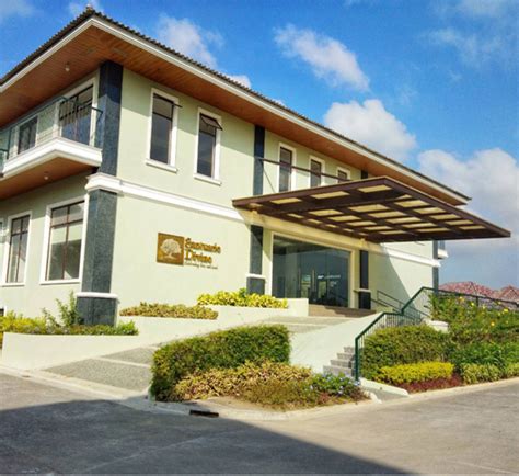 st. peter chapels bacoor photos|St. Peter Chapels Opens Its First Mega Chapel South .